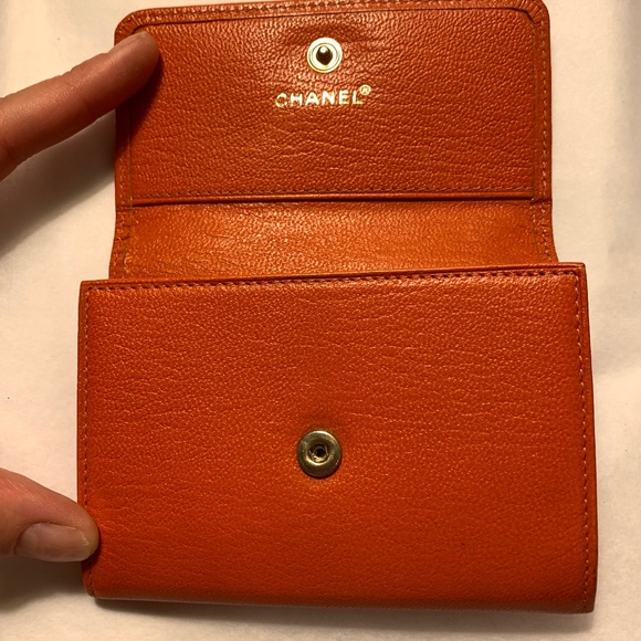 CHANEL card holder orange/salmon color - Picture 3 of 7